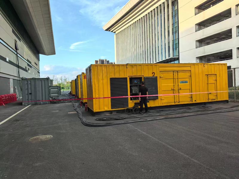 东方华侨农场柴油发电机冬季保养注意事项?